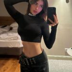Andrea Botez Sexy Black Outfit Selfies Nude Photos