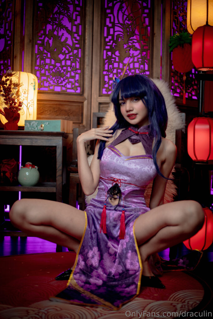 @RisqueMega-5-2-683x1024 Draculin Nude