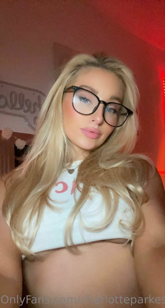 By-Admiregirls.su-0nitdh-Admiregirls.su_-550x1024 Charlotte Parkes Nude