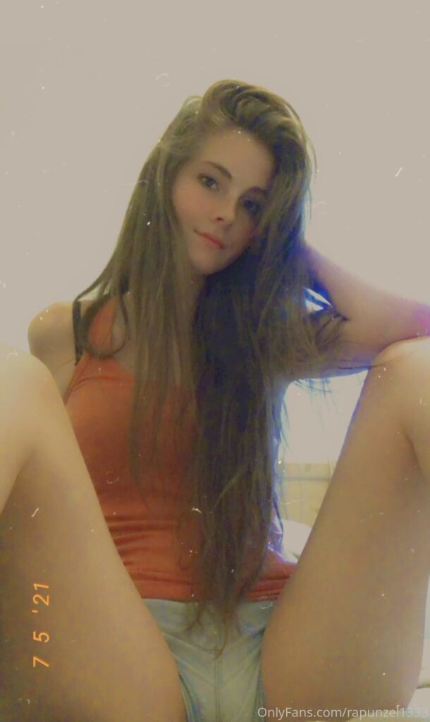 freephotoporno.com-rapunzel1333-nude-2025-07-11_00-38-30_420528-610x1024 Rapunzel1333 Nude
